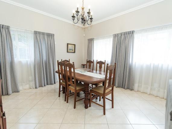 To Let 1 Bedroom Property for Rent in Walmer Eastern Cape